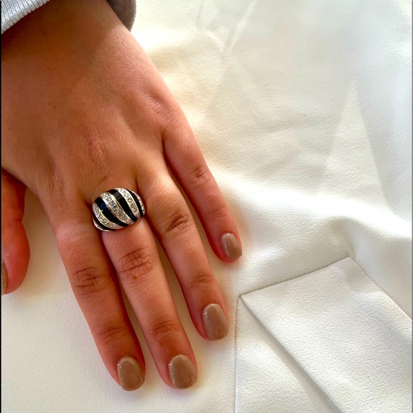 Onyx and CZ Stone Cocktail Ring - Picture 5 of 16